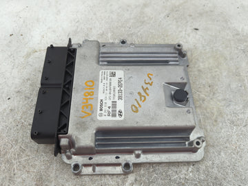 2019-2020 Hyundai Elantra PCM Engine Control Computer ECU ECM PCU OEM P/N:39133-2EPE4 0 261 S10 1E4, MED17.9.8 Fits Fits 2019 2020 OEM Used Auto Parts