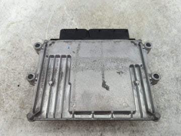 2020 Hyundai Elantra PCM Engine Control Computer ECU ECM PCU OEM P/N:39103-03001 1A06204X, CPEGD2.20.3, 9001320309KF Fits OEM Used Auto Parts