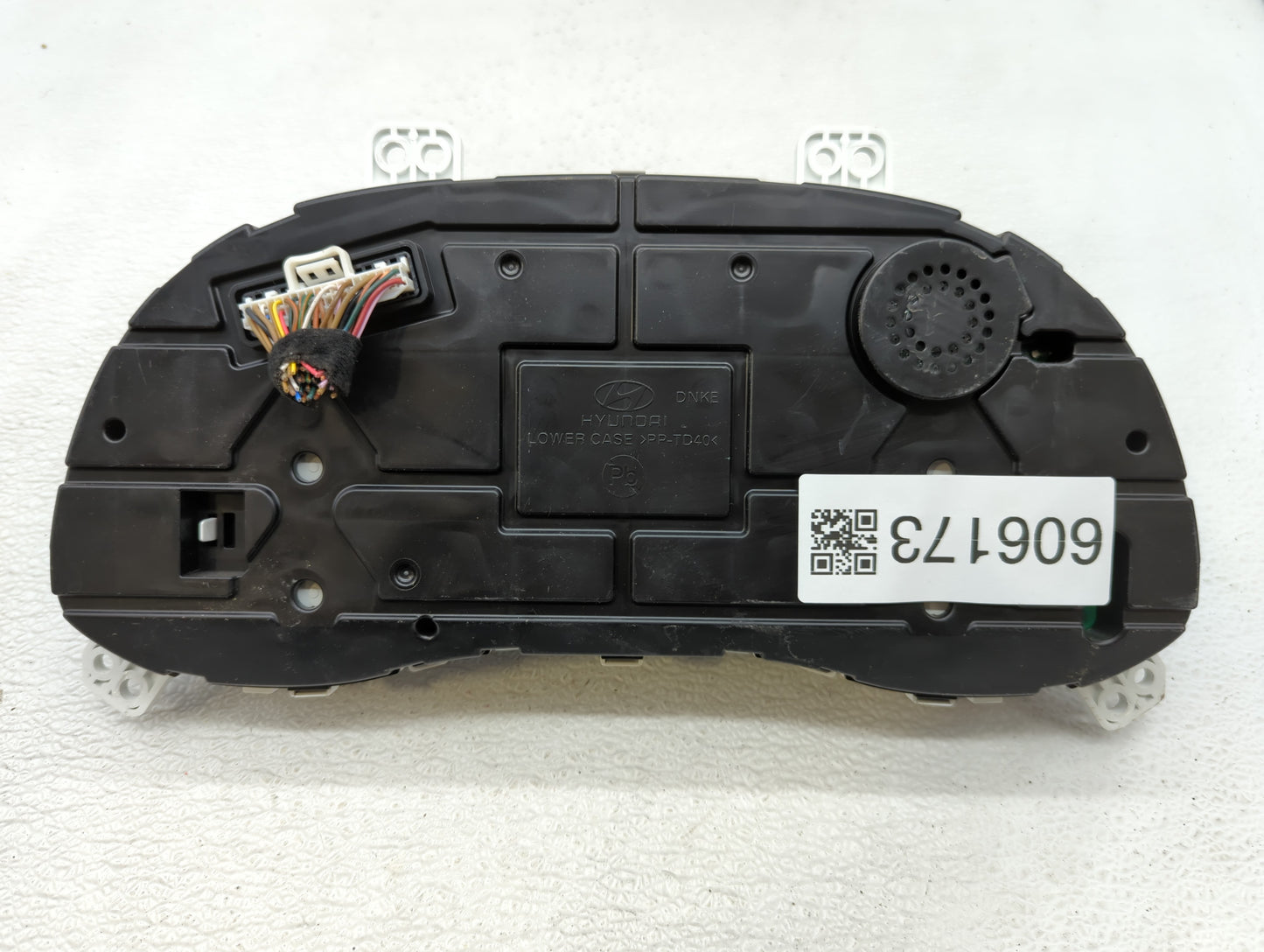 2019-2020 Hyundai Elantra Instrument Cluster Speedometer Gauges P/N:94051-F2430 Fits Fits 2019 2020 OEM Used Auto Parts - Oe