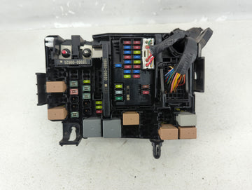 2019-2020 Hyundai Elantra Fusebox Fuse Box Panel Relay Module P/N:91260-F2030AA Fits Fits 2019 2020 OEM Used Auto Parts