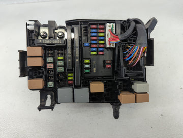 2019-2020 Hyundai Elantra Fusebox Fuse Box Panel Relay Module P/N:91260 F2130AA Fits Fits 2019 2020 OEM Used Auto Parts