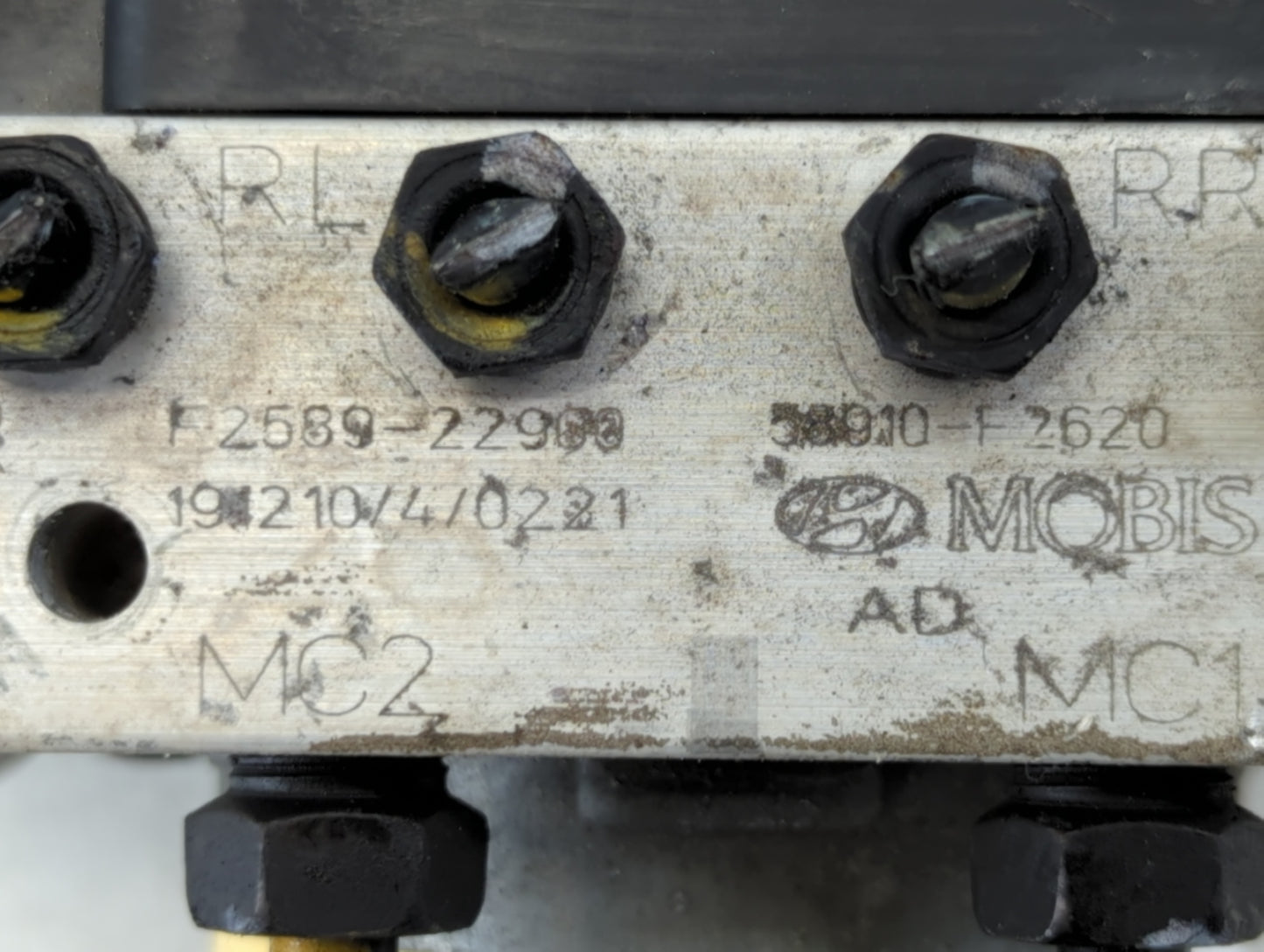 2019-2020 Hyundai Elantra ABS Pump Control Module Replacement P/N:F2589-22900 Fits Fits 2019 2020 OEM Used Auto Parts - Oemu