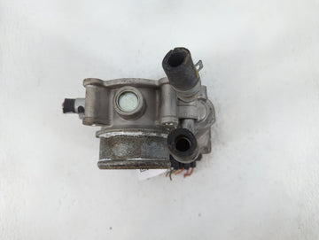 2017-2020 Hyundai Elantra Throttle Body P/N:5833 08C12 35100-2B340 Fits Fits 2015 2016 2017 2018 2019 2020 2021 2022 OEM Used Auto Parts
