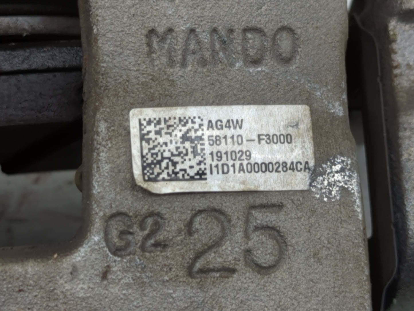 2017-2020 Hyundai Elantra Front Driver Left Brake Caliper - Oemusedautoparts1.com