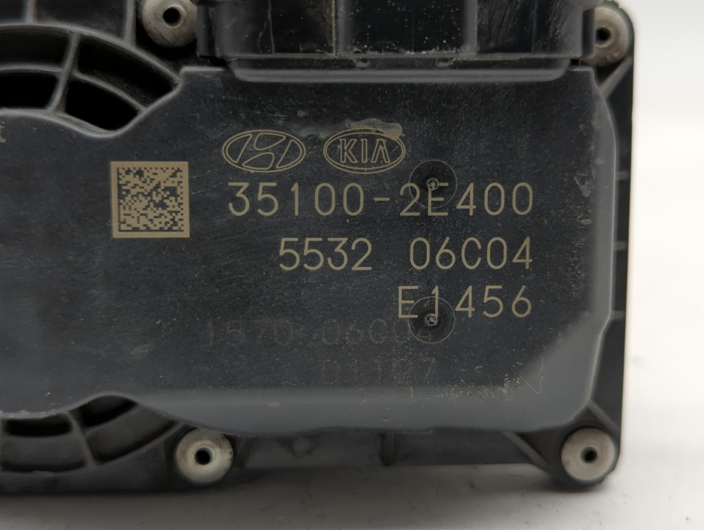 2018-2019 Hyundai Kona Throttle Body P/N:35100-2E400 Fits Fits 2012 2013 2014 2015 2016 2018 2019 OEM Used Auto Parts - Oemu