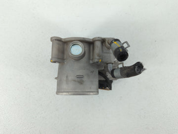 2018-2019 Hyundai Kona Throttle Body P/N:35100-2E400 35100-2E000 Fits Fits 2012 2013 2014 2015 2016 2018 2019 OEM Used Auto Parts