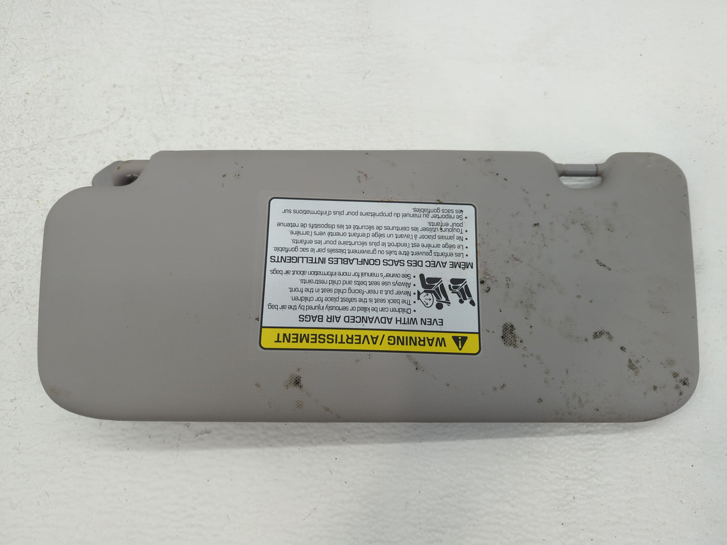 2018-2021 Hyundai Kona Sun Visor Shade Replacement Passenger Right Mirror Fits Fits 2018 2019 2020 2021 OEM Used Auto Parts