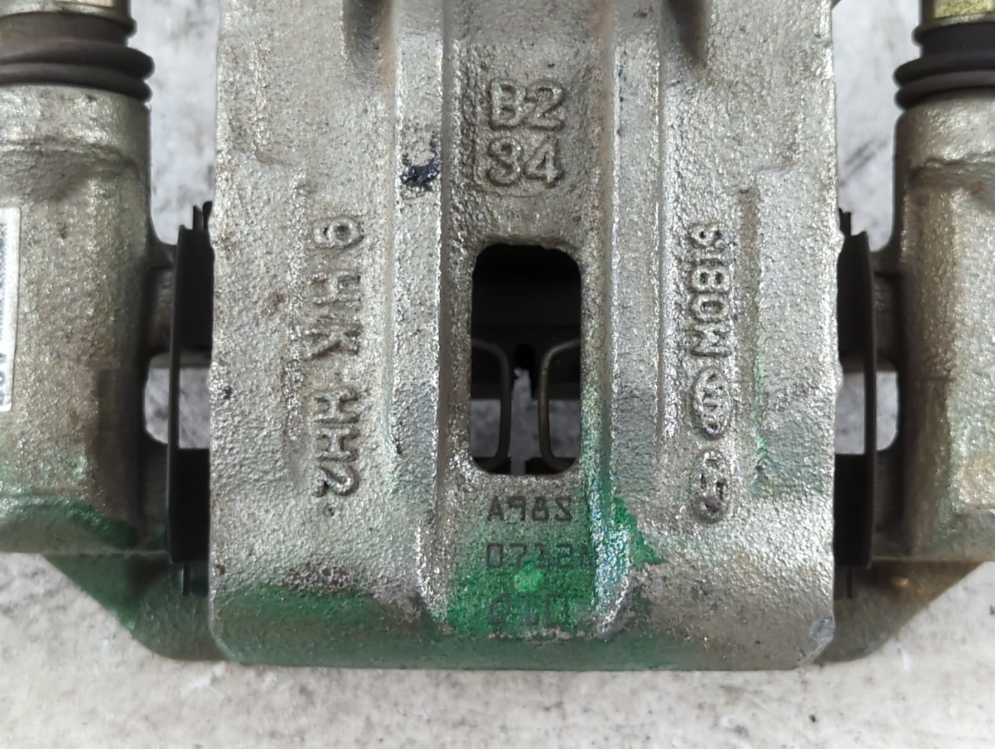 2018-2022 Hyundai Kona Front Driver Left Brake Caliper - Oemusedautoparts1.com