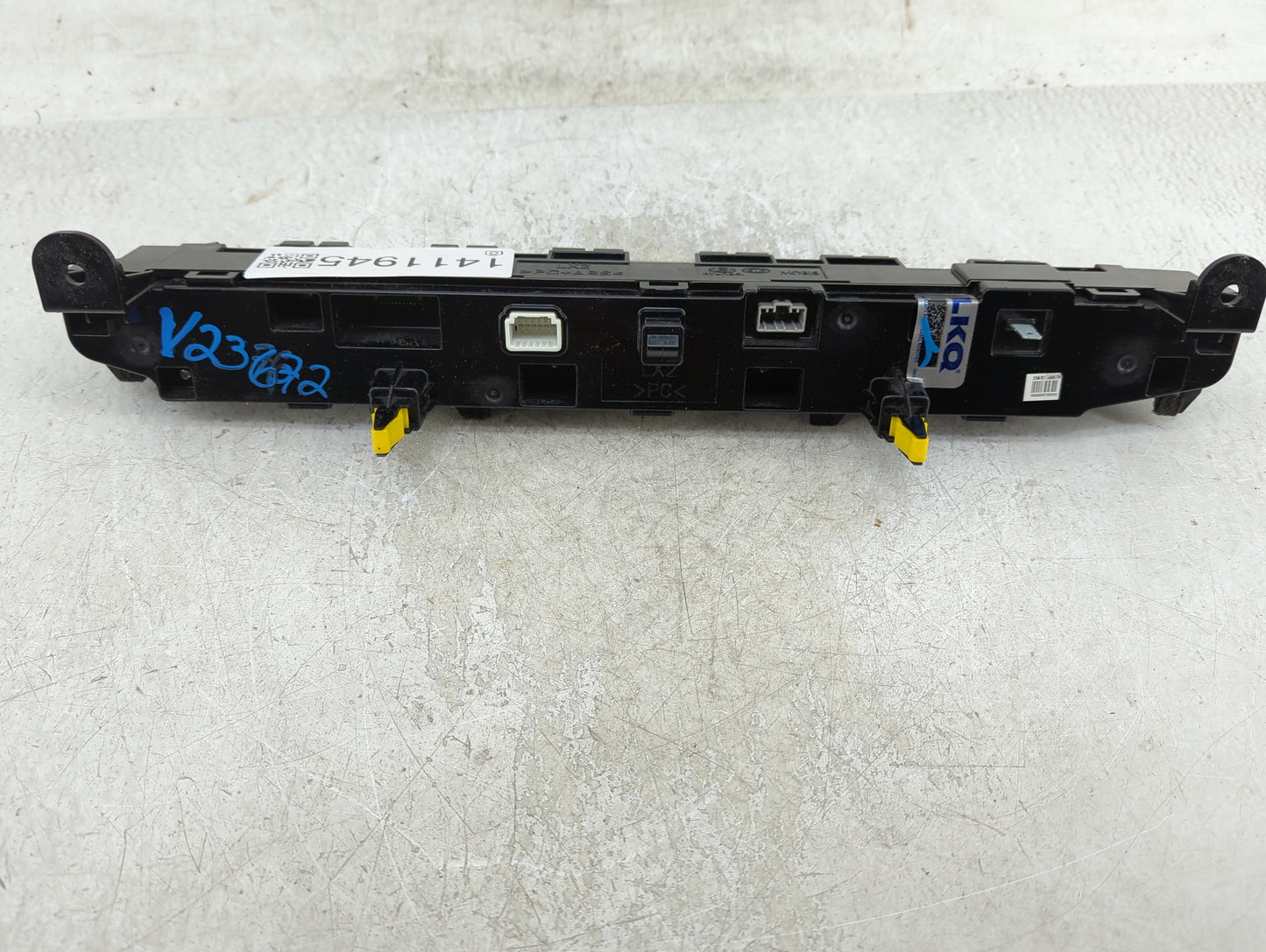 2020-2022 Hyundai Palisade Radio AM FM Cd Player Receiver Replacement Fits Fits 2020 2021 2022 OEM Used Auto Parts - Oemused