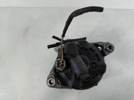 2019-2020 Hyundai Santa Fe Alternator Replacement Generator Charging Assembly Engine OEM P/N:37300-2G061 Fits OEM Used Auto Parts