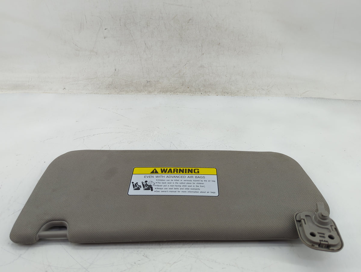2020 Hyundai Santa Fe Sun Visor Shade Replacement Passenger Right Mirror Fits Fits 2018 2019 OEM Used Auto Parts - Oemusedau