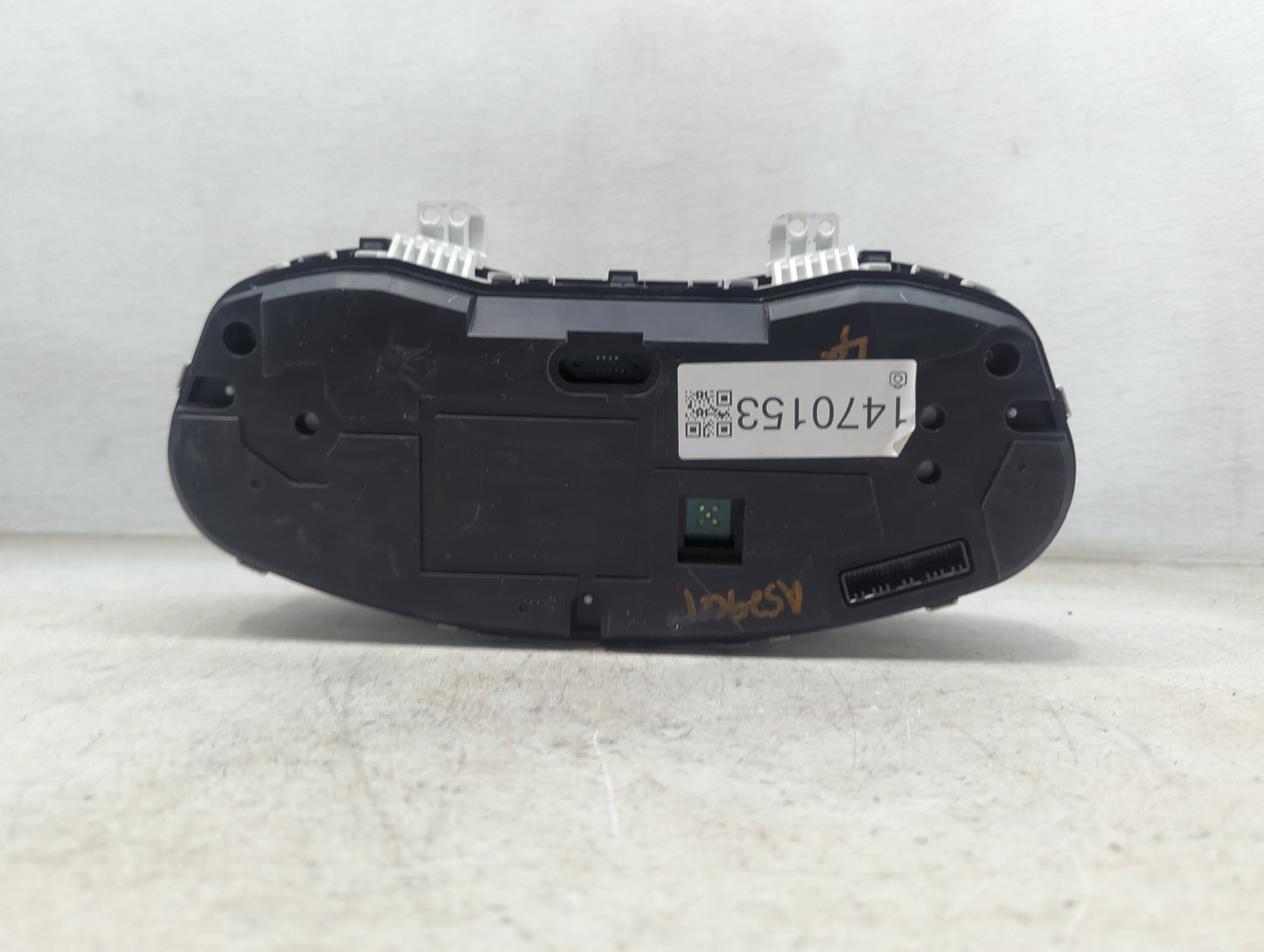 2020 Hyundai Santa Fe Instrument Cluster Speedometer Gauges P/N:94031-S2080 11004-34020DA Miles:71K Fits OEM Used Auto Parts