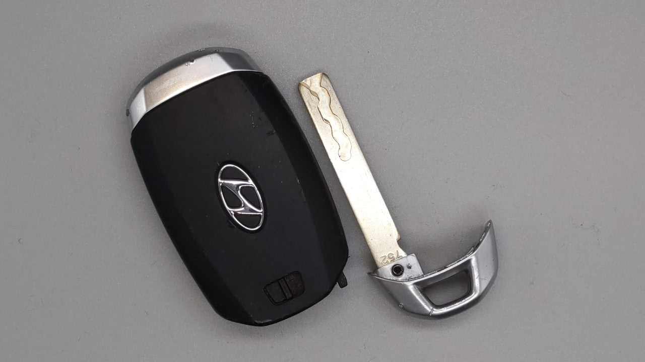 Hyundai Santa Fe Keyless Entry Remote Fob TQ8-FOB-4F30 95440-S2200 3 buttons - Oemusedautoparts1.com