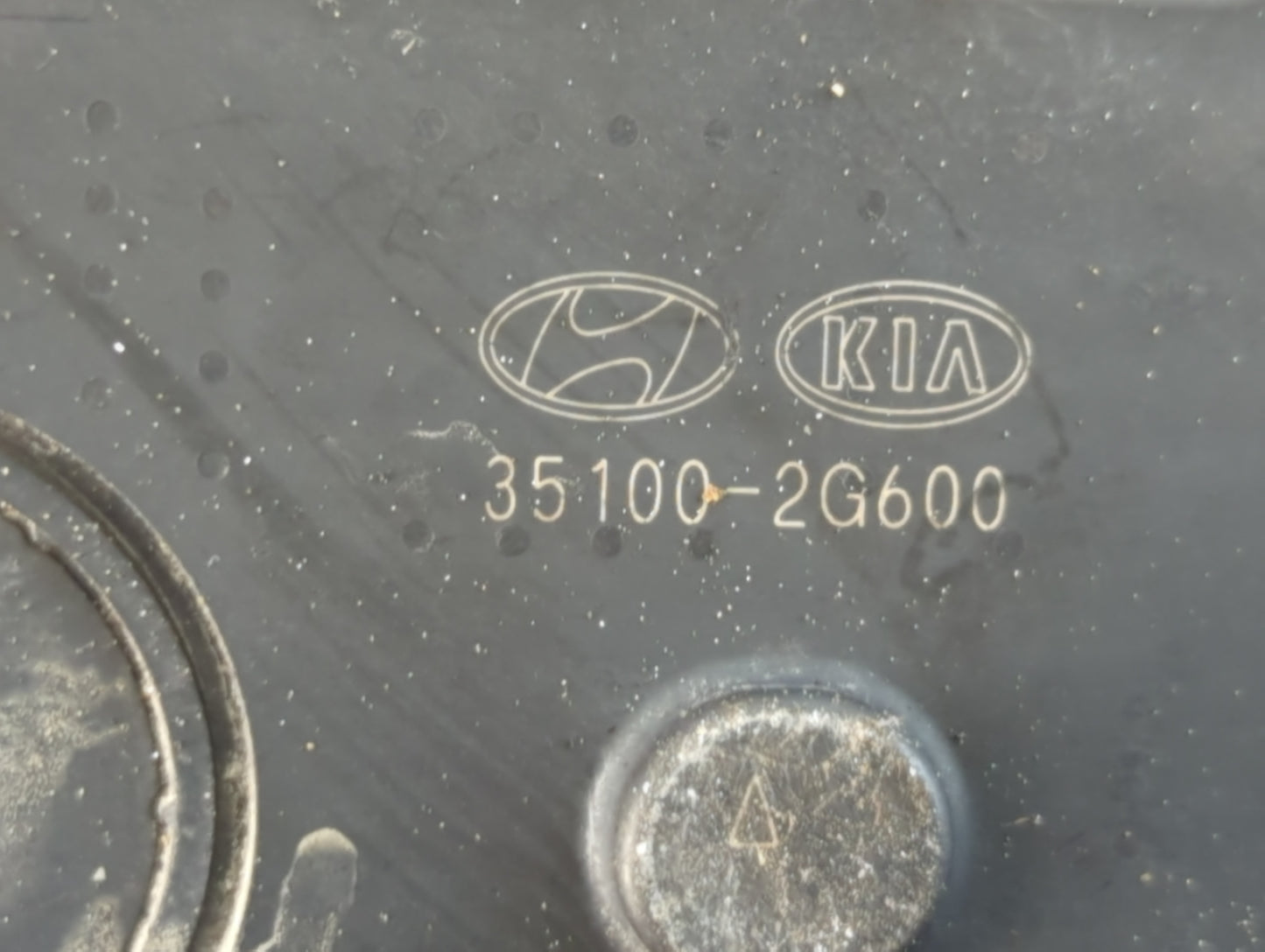 2019-2020 Hyundai Santa Fe Throttle Body P/N:35100-2G600 Fits Fits 2015 2016 2017 2018 2019 2020 2021 OEM Used Auto Parts -