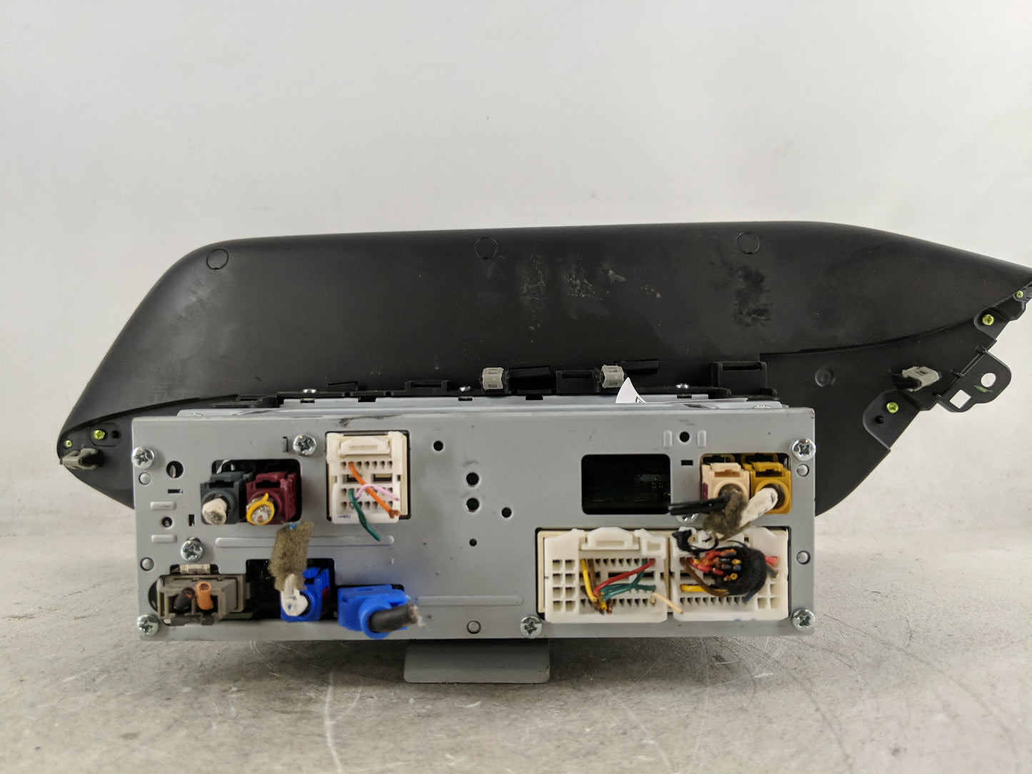 2020-2021 Hyundai Sonata Radio AM FM Cd Player Receiver Replacement P/N:96560-L0150SSW Fits Fits 2020 2021 OEM Used Auto Par