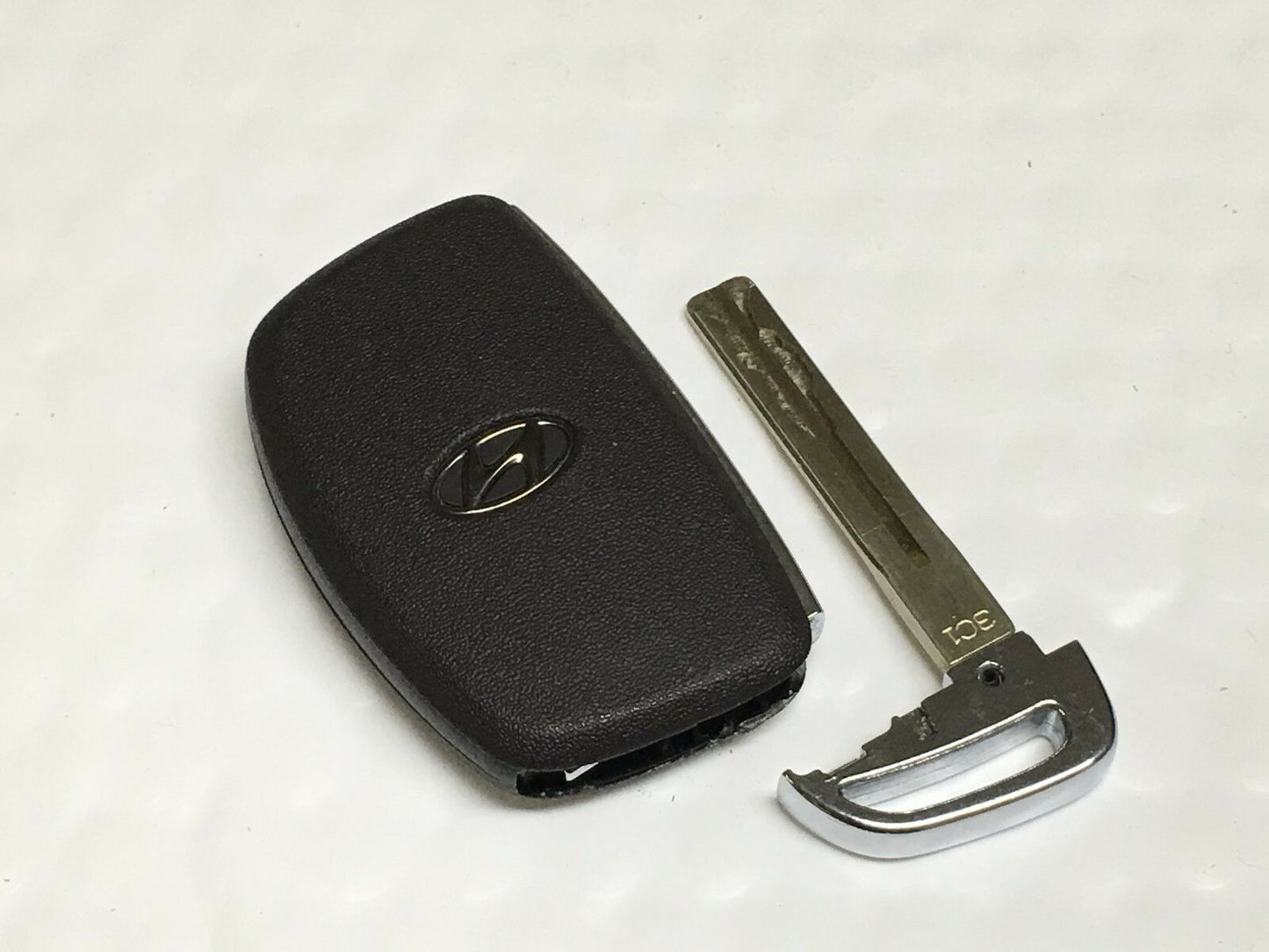 Hyundai Tucson Keyless Entry Remote Fob Tq8-Fob-4f11 95440-D3510 4 Buttons - Oemusedautoparts1.com