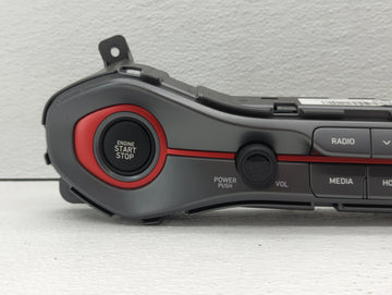 2019-2020 Hyundai Veloster Radio AM FM Cd Player Receiver Replacement P/N:2635295 Fits Fits 2019 2020 OEM Used Auto Parts
