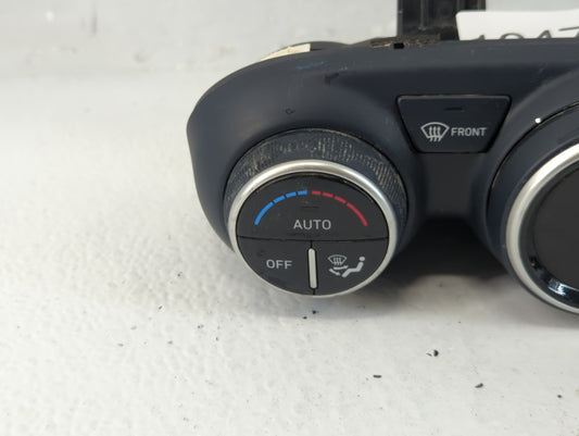 2020 Hyundai Venue Climate Control Module Temperature AC/Heater Replacement P/N:97250-K2390 Fits OEM Used Auto Parts