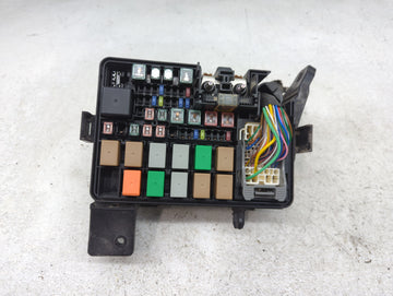 2020 Hyundai Venue Fusebox Fuse Box Panel Relay Module P/N:91260-K2040 Fits OEM Used Auto Parts