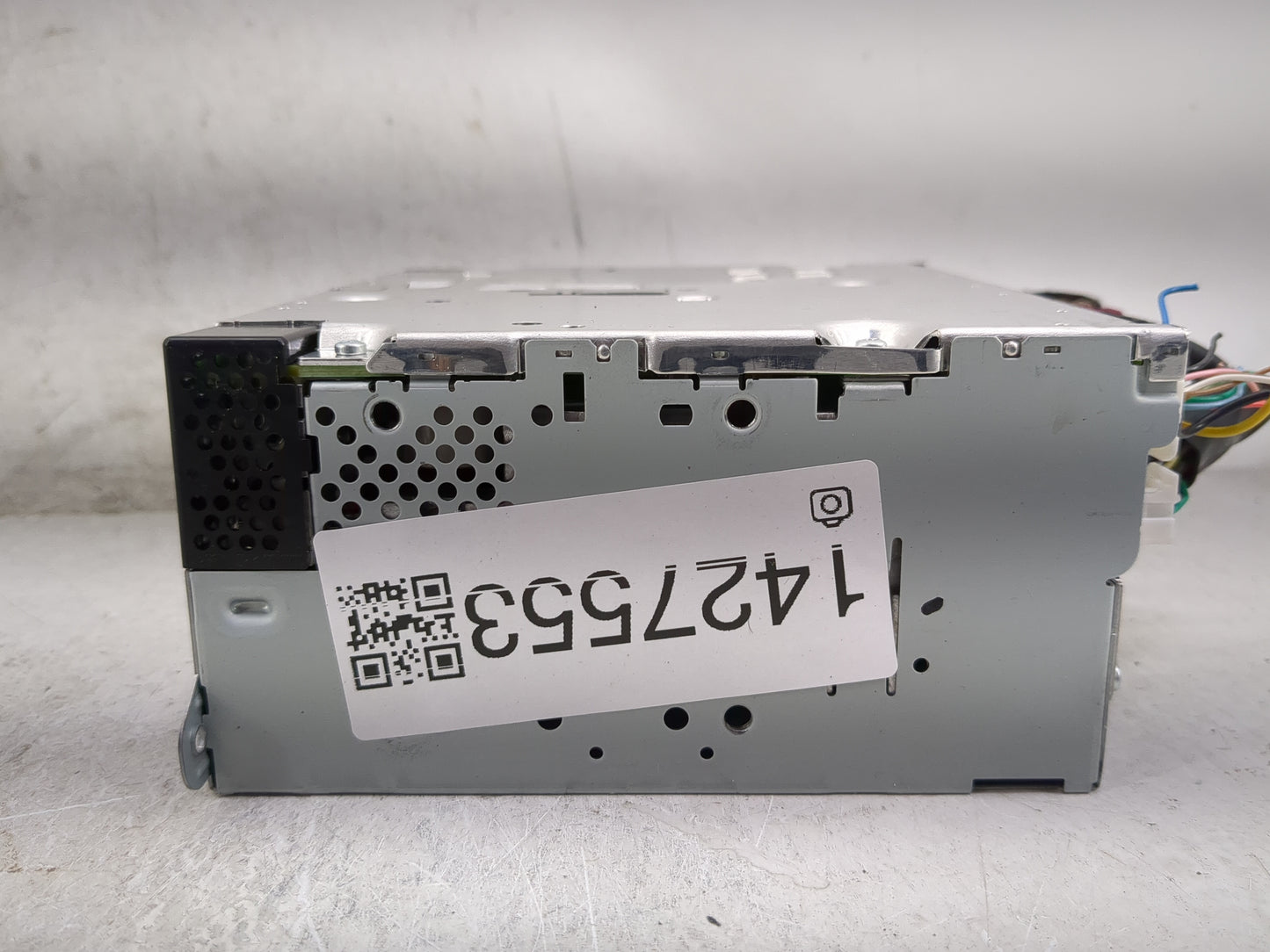 2020 Infiniti Q50 Radio AM FM Cd Player Receiver Replacement P/N:2591A-5NA4A Fits Fits 2019 OEM Used Auto Parts - Oemusedaut