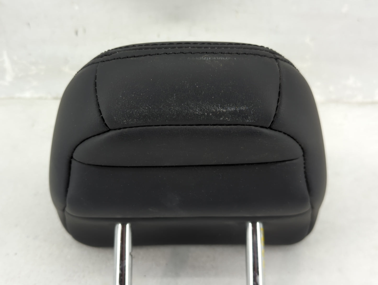 2019-2020 Infiniti Q50 Headrest Head Rest Rear Center Seat Fits Fits 2019 2020 OEM Used Auto Parts - Oemusedautoparts1.com