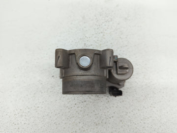 2017-2018 Jeep Compass Throttle Body P/N:04891970AB Fits Fits 2014 2015 2016 2017 2018 OEM Used Auto Parts