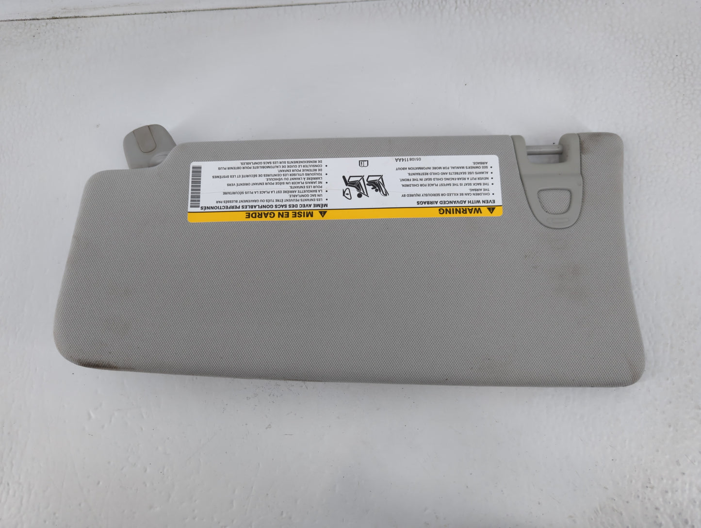 2020 Jeep Compass Sun Visor Shade Replacement Passenger Right Mirror Fits OEM Used Auto Parts - Oemusedautoparts1.com