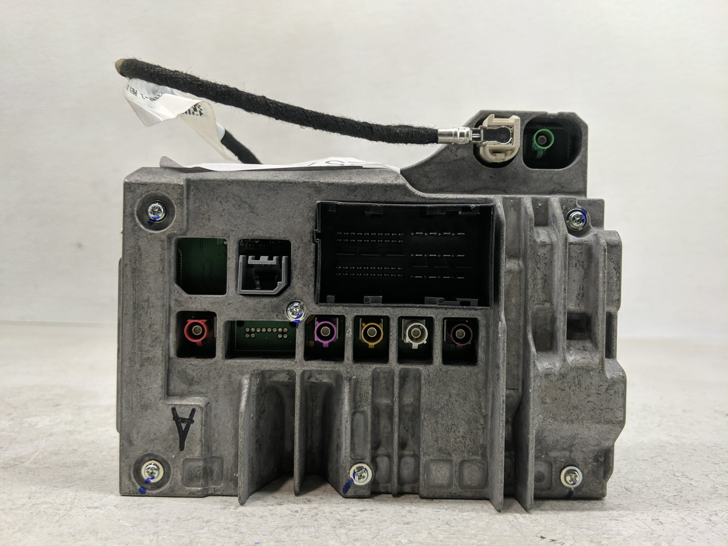 2020 Jeep Grand Cherokee Radio AM FM Cd Player Receiver Replacement P/N:68461750AA Fits OEM Used Auto Parts - Oemusedautopar