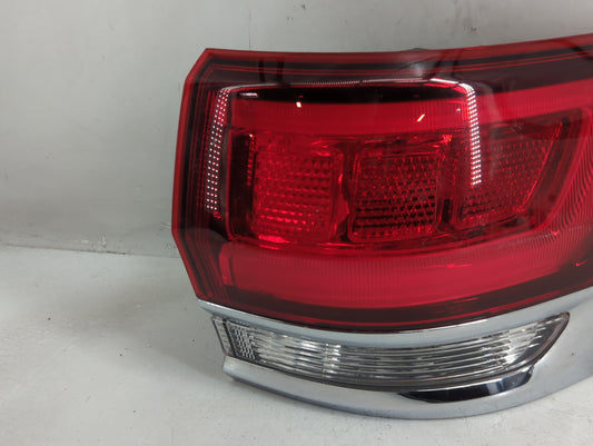 2015-2021 Jeep Grand Cherokee Tail Light Assembly Passenger Right OEM P/N:P68471328AA Fits Fits 2015 2016 2017 2018 2019 2020 2021 OEM Used Auto Parts
