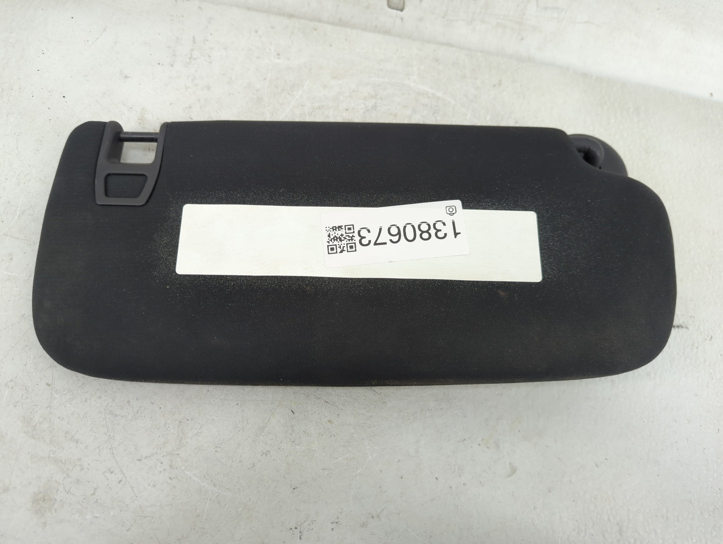 2014-2022 Jeep Grand Cherokee Sun Visor Shade Replacement Driver Left Mirror Fits OEM Used Auto Parts - Oemusedautoparts1.co