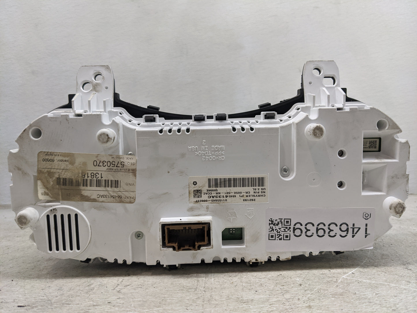2020 Jeep Grand Cherokee Instrument Cluster Speedometer Gauges P/N:68454133AC CR-0050-501-NR-CCAC Miles:81K Fits OEM Used Au