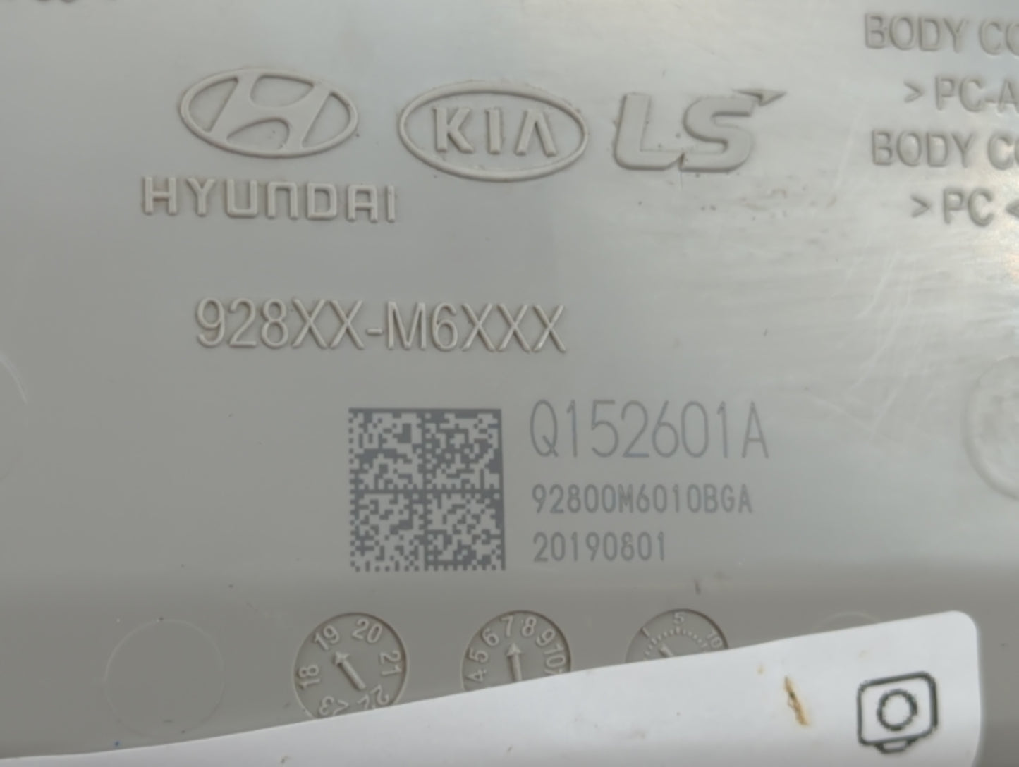 2020 Kia Forte Overhead Roof Console - Oemusedautoparts1.com