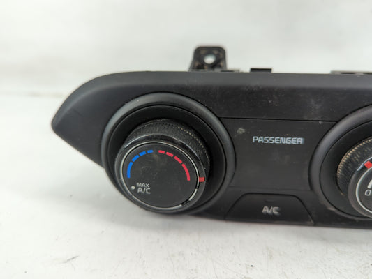2019-2021 Kia Forte Climate Control Module Temperature AC/Heater Replacement P/N:97250-M6130WK Fits Fits 2019 2020 2021 OEM Used Auto Parts