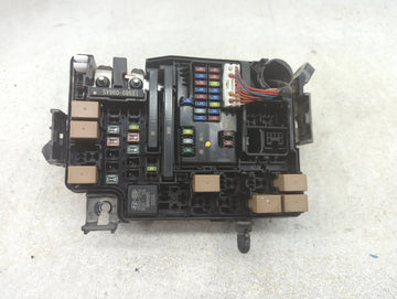 2019-2020 Kia Forte Fusebox Fuse Box Panel Relay Module P/N:91956-M7020 91431 M7052 Fits Fits 2019 2020 OEM Used Auto Parts