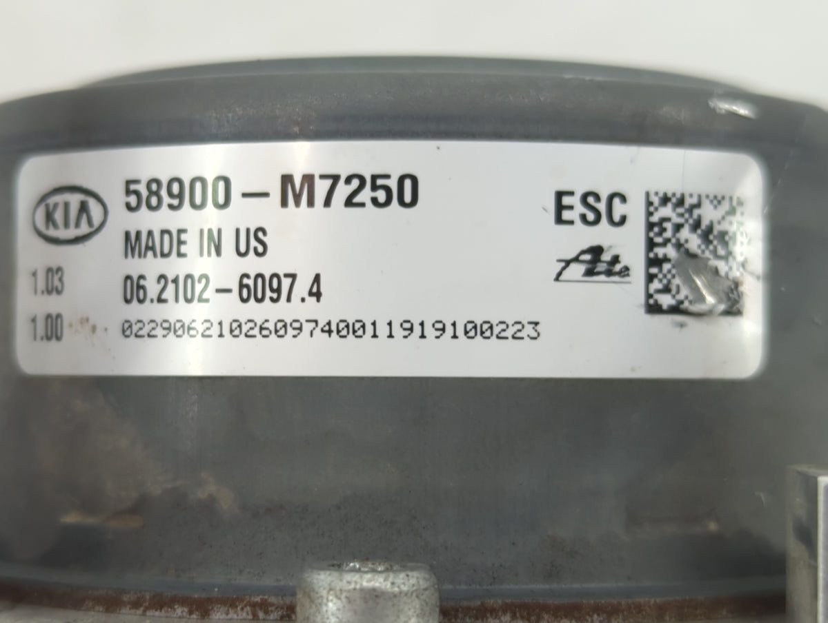 2019-2021 Kia Forte Anti-Lock Brake ABS Pump Module Actuator OEM P/N:58900-M7250 Fits Fits 2019 2020 2021 OEM Used Auto Part