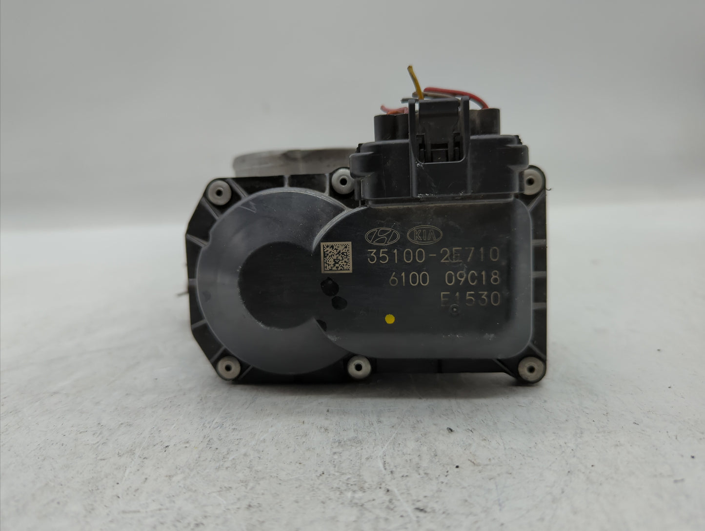 2020 Kia Forte Throttle Body P/N:35100-2E710 Fits OEM Used Auto Parts - Oemusedautoparts1.com