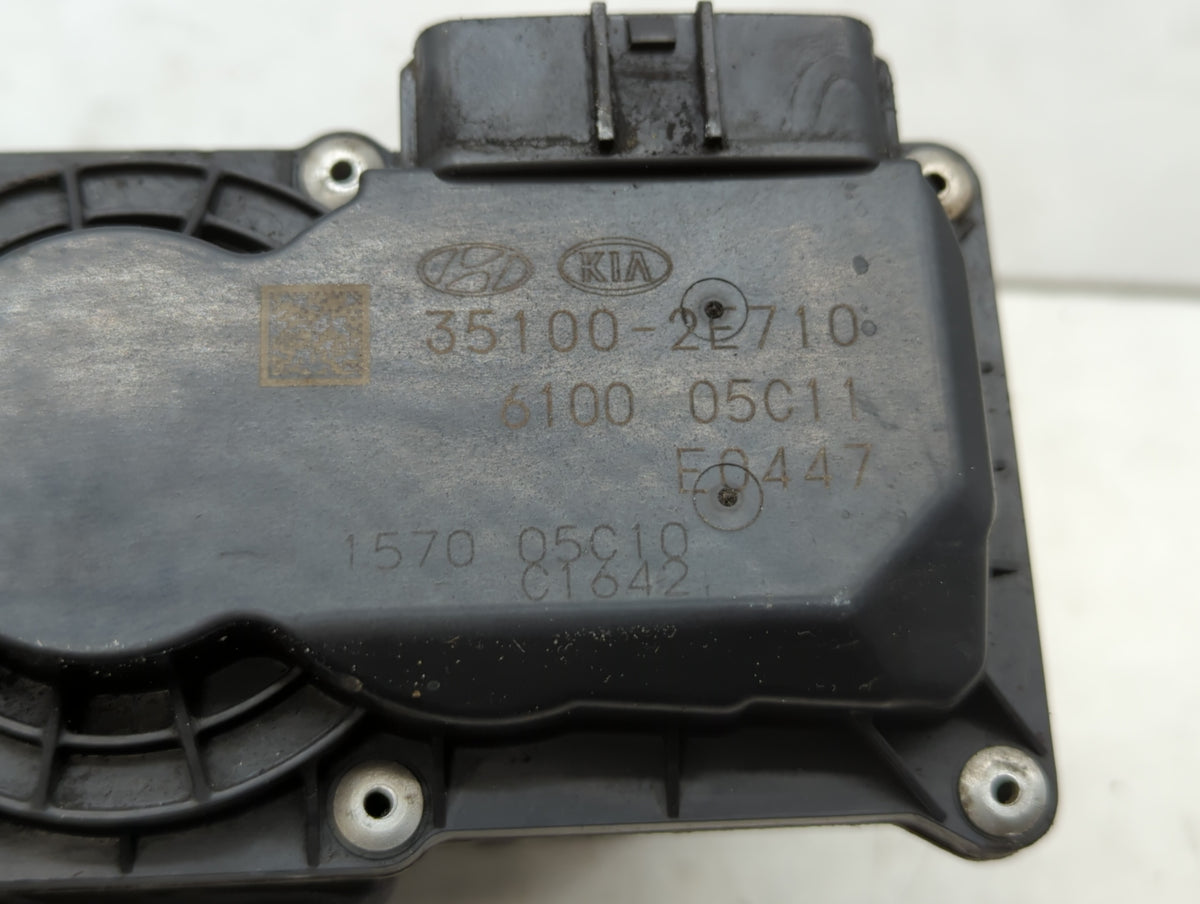 2020-2022 Kia Forte Throttle Body P/N:35100-2E710 Fits Fits 2020 2021 2022 OEM Used Auto Parts - Oemusedautoparts1.com