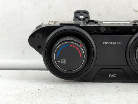 2019-2021 Kia Forte Climate Control Module Temperature AC/Heater Replacement P/N:97250-M6130WK 97250-M6XXX Fits OEM Used Auto Parts