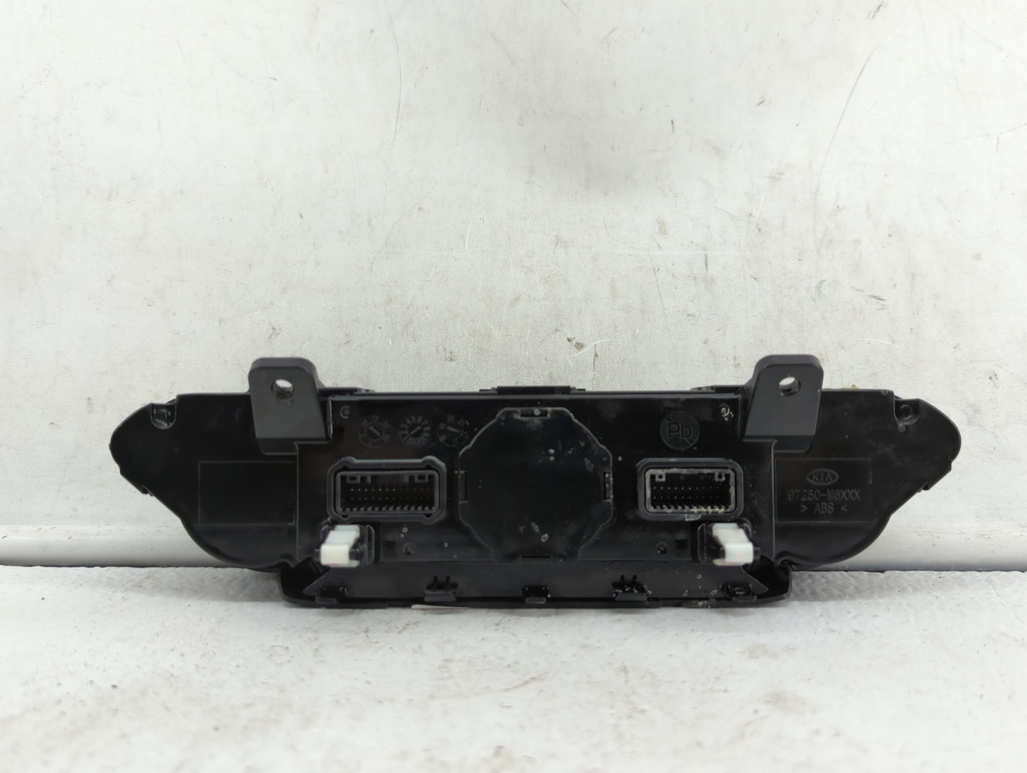 2019-2021 Kia Forte Climate Control Module Temperature AC/Heater Replacement P/N:97250-M6130WK 97250-M6XXX Fits OEM Used Aut