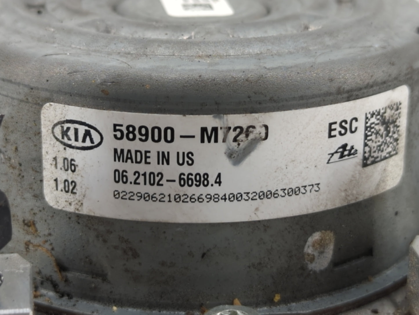 2019-2021 Kia Forte ABS Pump Control Module Replacement P/N:58900-M7450 58900-M7200, 58900-M7250 Fits Fits 2019 2020 2021 OE
