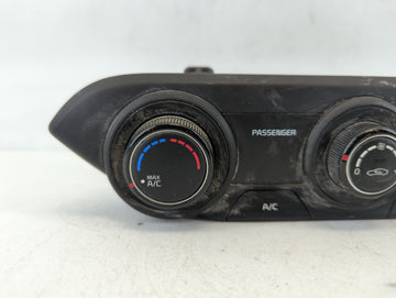 2019-2021 Kia Forte Climate Control Module Temperature AC/Heater Replacement P/N:6130 OLE796 97250-M6130WK Fits OEM Used Auto Parts