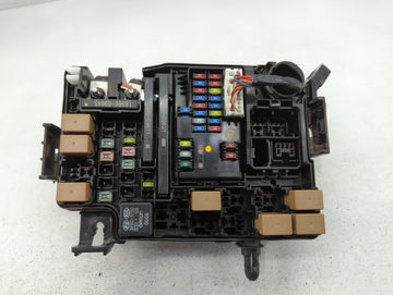 2019-2020 Kia Forte Fusebox Fuse Box Panel Relay Module P/N:91430 M7981 Fits Fits 2019 2020 OEM Used Auto Parts