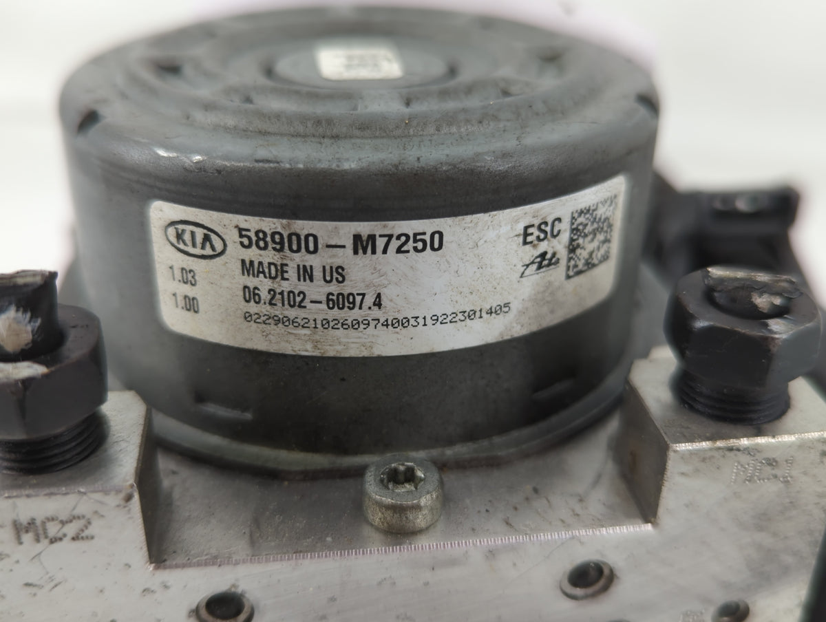 2019-2021 Kia Forte Anti-Lock Brake ABS Pump Module Actuator OEM P/N:58900-M7250 Fits Fits 2019 2020 2021 OEM Used Auto Part