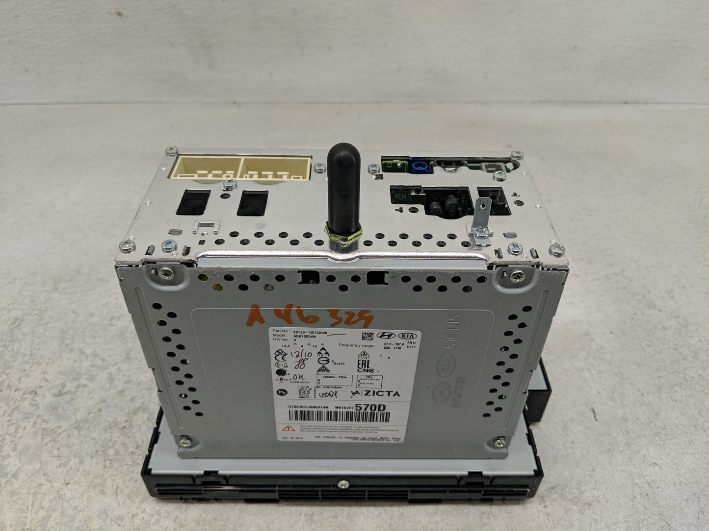 2019-2020 Kia Optima Radio AM FM Cd Player Receiver Replacement P/N:96160-D5700WK Fits Fits 2019 2020 OEM Used Auto Parts -