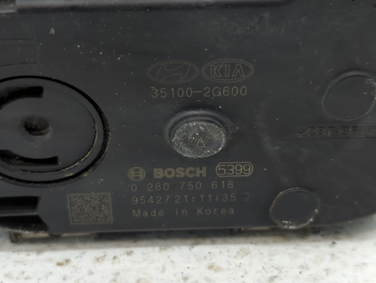 2016-2020 Kia Optima Throttle Body P/N:35100-2G600 Fits Fits 2015 2016 2017 2018 2019 2020 2021 OEM Used Auto Parts - Oemuse