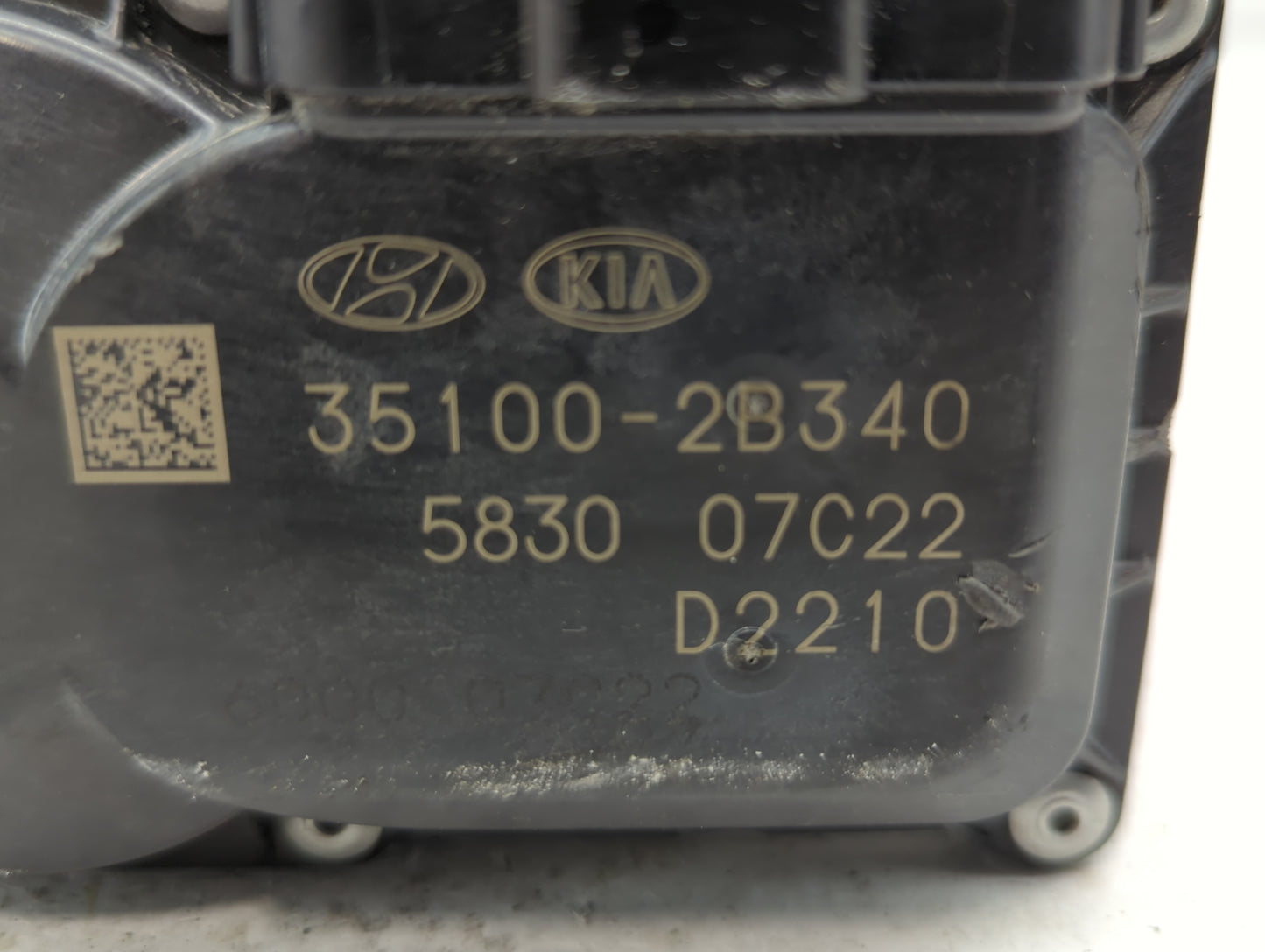 2016-2020 Kia Optima Throttle Body P/N:35100-2B340 Fits Fits 2015 2016 2017 2018 2019 2020 2021 2022 OEM Used Auto Parts - O