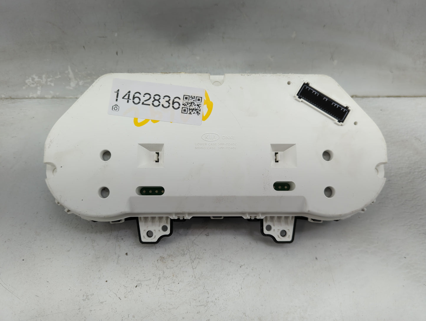 2019-2020 Kia Sorento Instrument Cluster Speedometer Gauges P/N:94021-C6DV0 P265LDV0 Miles: Fits Fits 2019 2020 OEM Used Aut