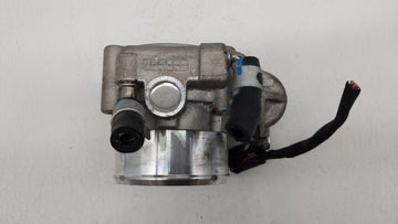 2016-2019 Kia Sorento Throttle Body P/N:35100-2G600 Fits Fits 2015 2016 2017 2018 2019 OEM Used Auto Parts