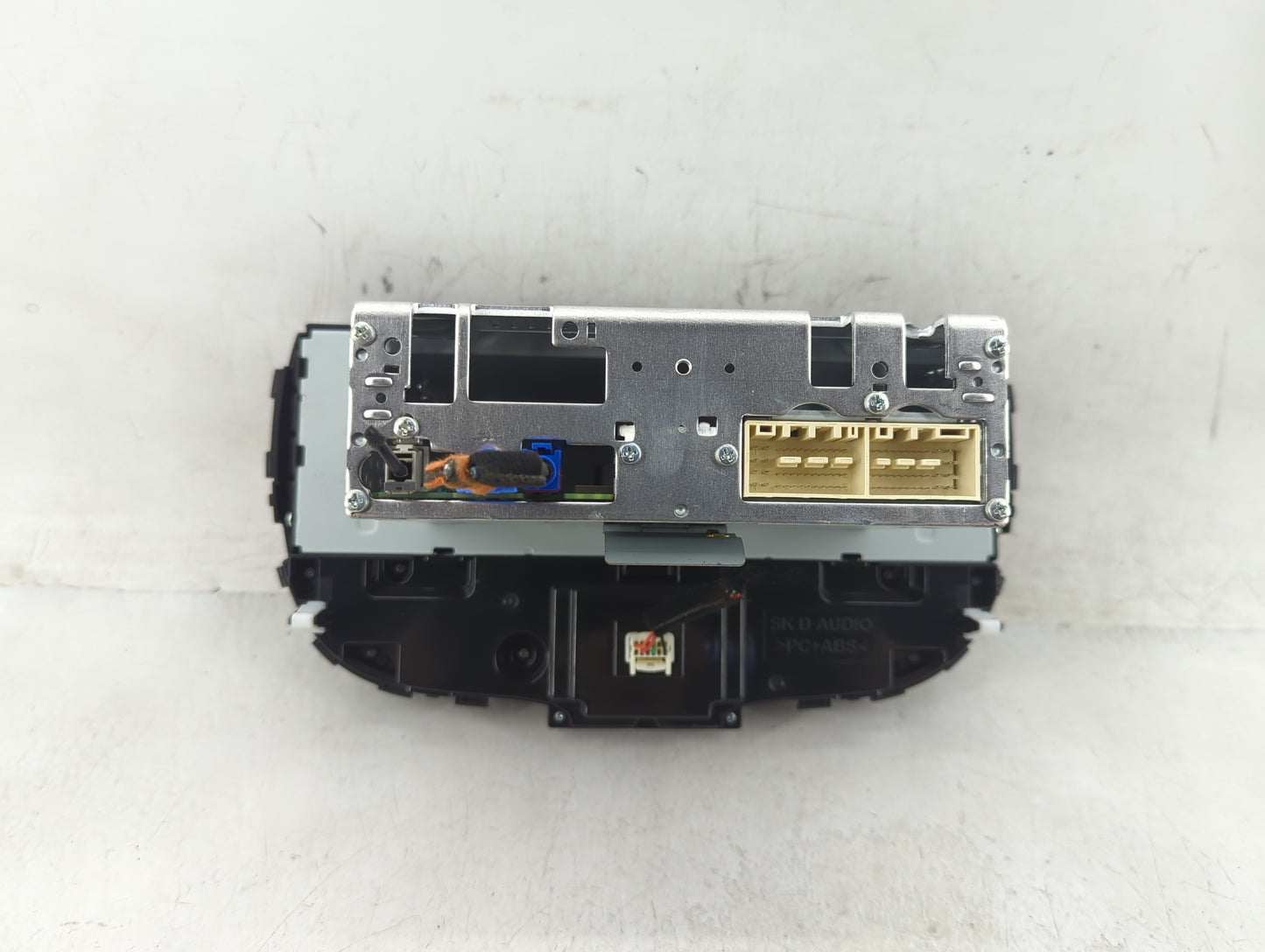 2020-2021 Kia Soul Radio AM FM Cd Player Receiver Replacement P/N:96160K0090WK Fits Fits 2020 2021 OEM Used Auto Parts - Oem