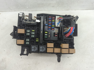 2020-2021 Kia Soul Fusebox Fuse Box Panel Relay Module P/N:91956-K0020 Fits Fits 2020 2021 OEM Used Auto Parts